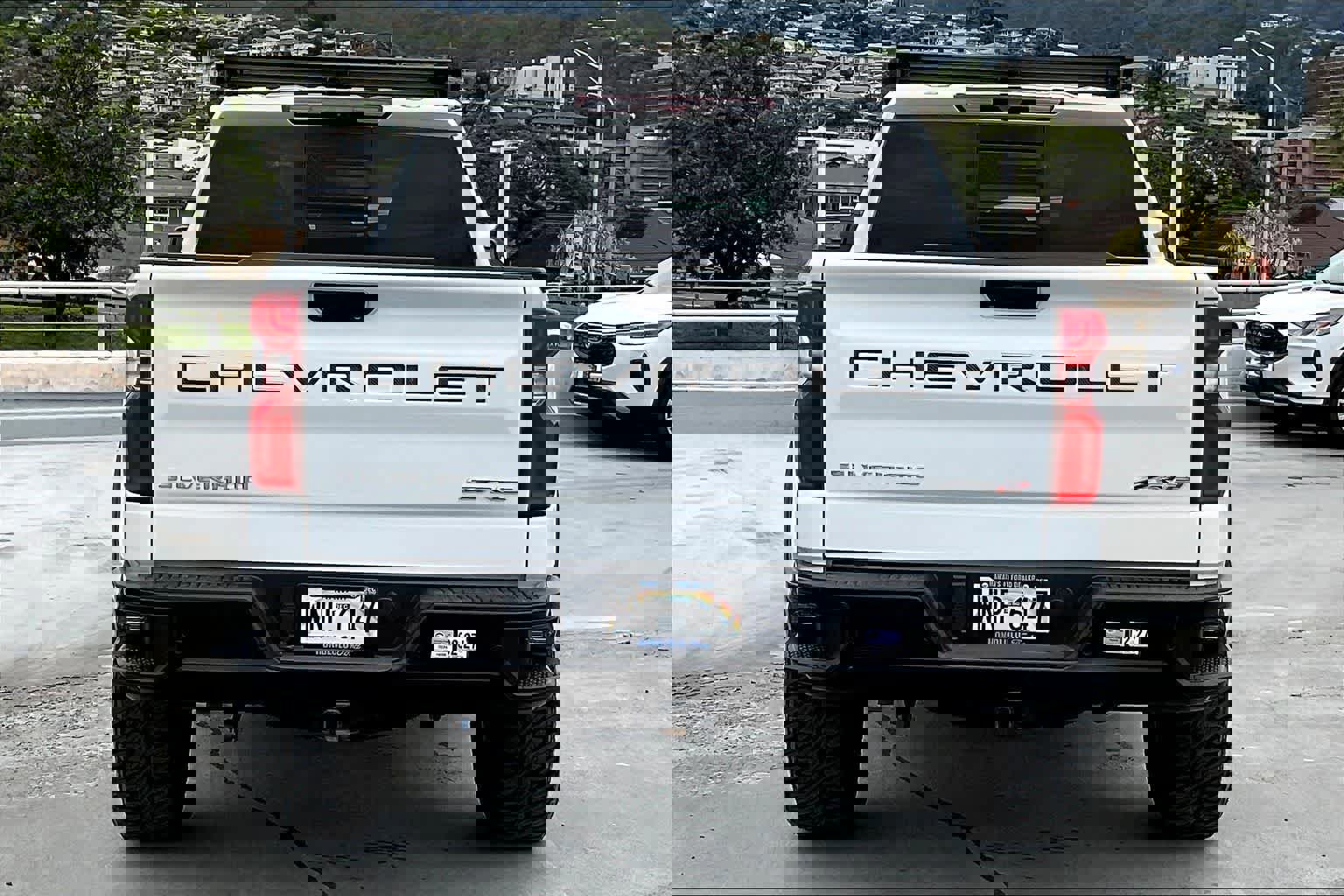 Used 2023 Chevrolet Silverado 1500 ZR2 image 2