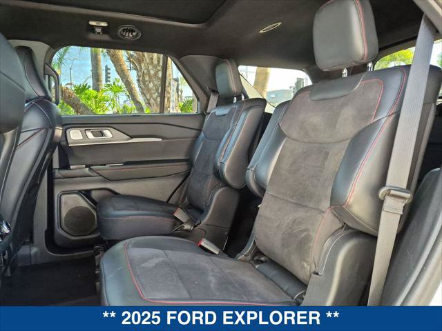 Certified 2025 Ford Explorer ST w/ Sun And Sound Package AWD/4WD image 21