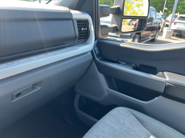 Certified 2025 Ford F250 XLT AWD/4WD image 22