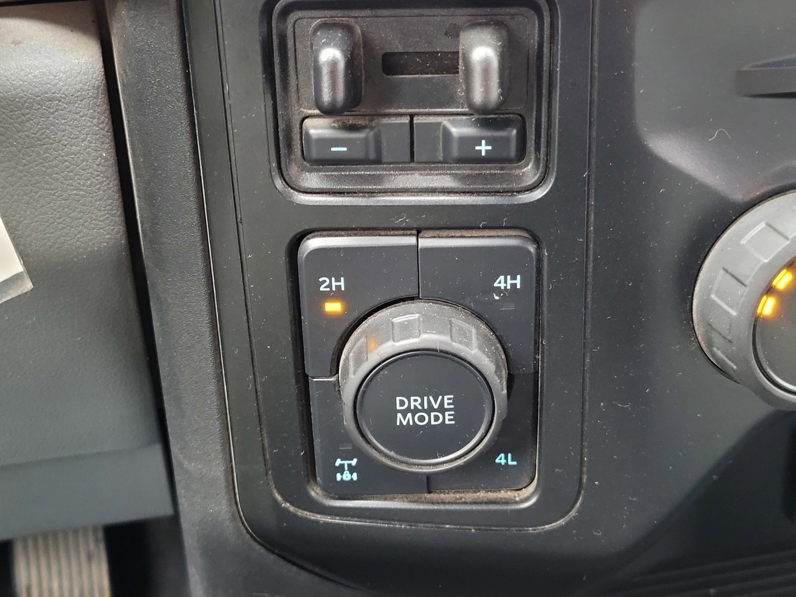 Certified 2024 Ford F250 XLT w/ FX4 Off-Road Package image 25