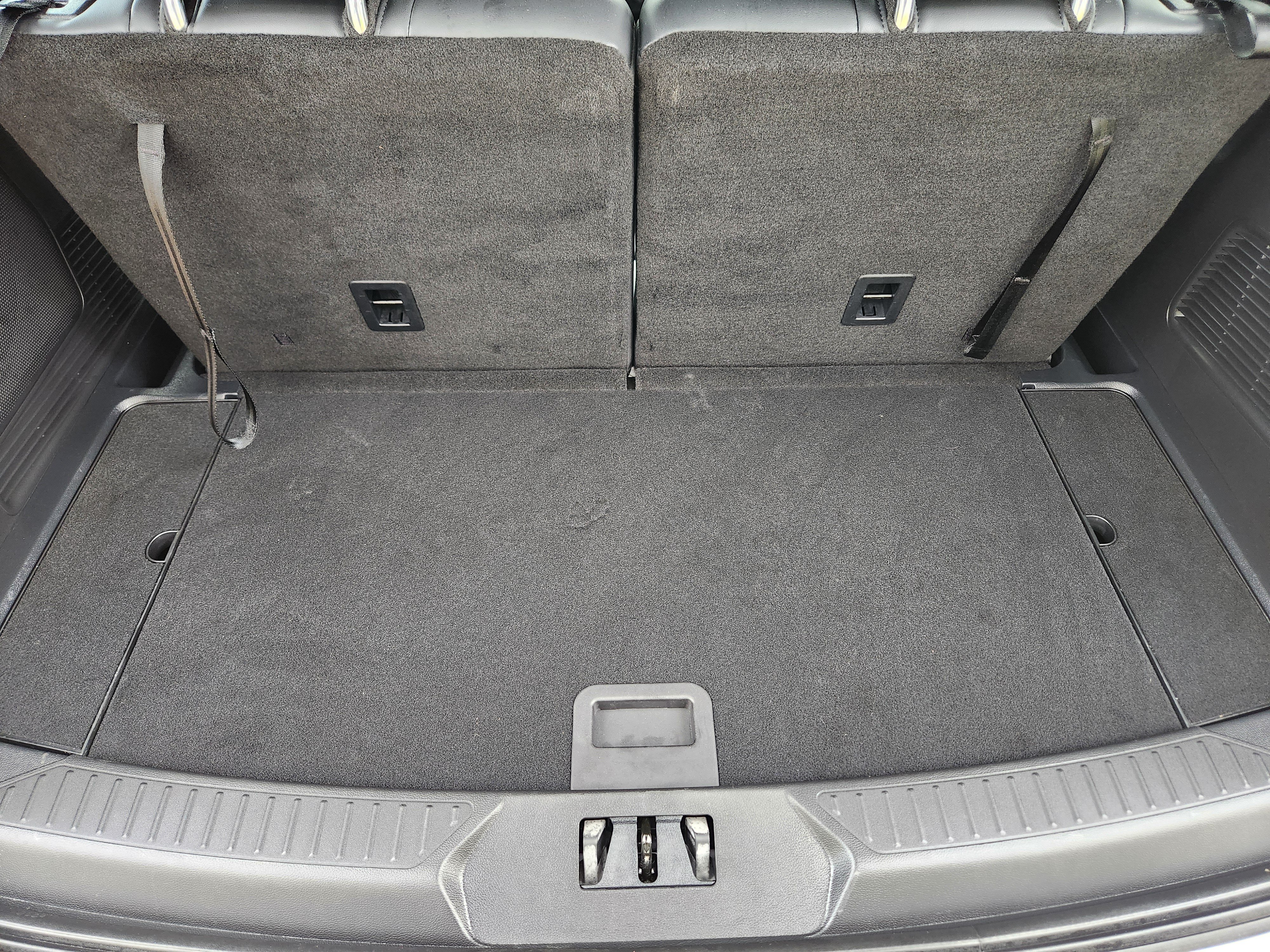 Certified 2025 Ford Explorer ST-Line AWD/4WD image 24