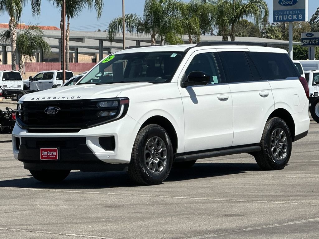 Certified 2025 Ford Expedition Active RWD image 7