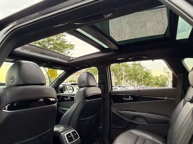 Used 2018 Kia Sorento SX AWD/4WD image 11