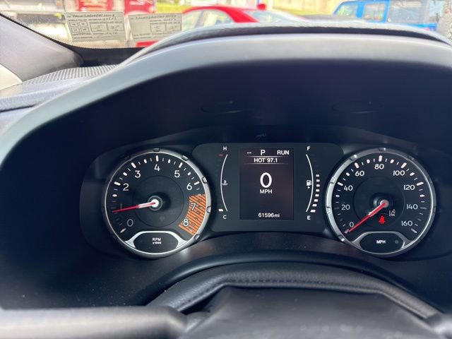 Used 2023 Jeep Renegade Latitude AWD/4WD image 20