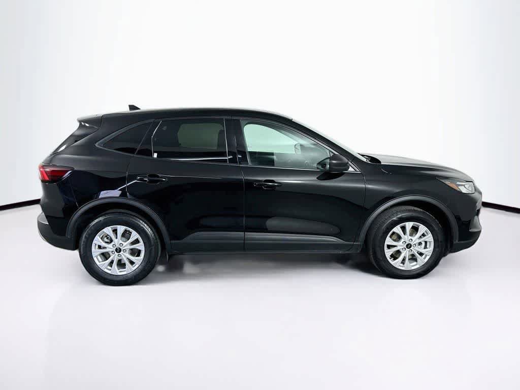Certified 2025 Ford Escape Active AWD/4WD image 26