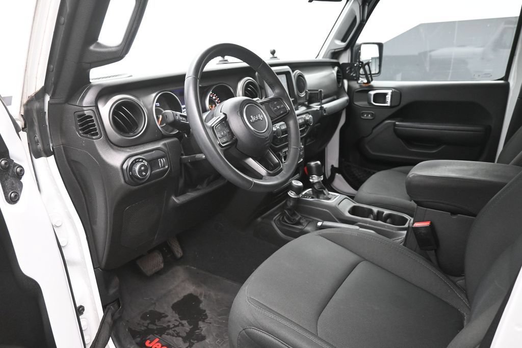 Used 2023 Jeep Gladiator Sport AWD/4WD image 32