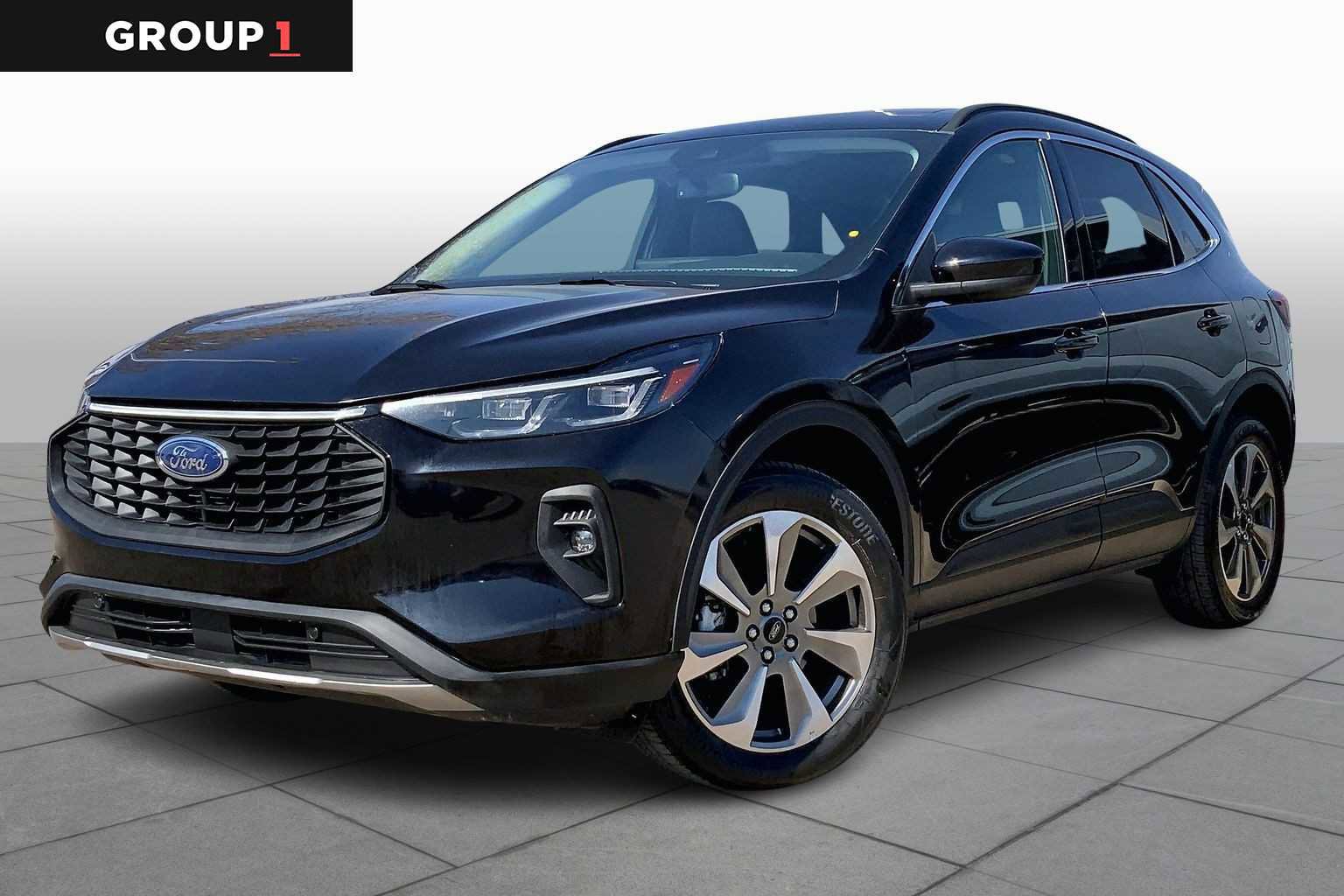 Certified 2025 Ford Escape Platinum AWD/4WD image 5