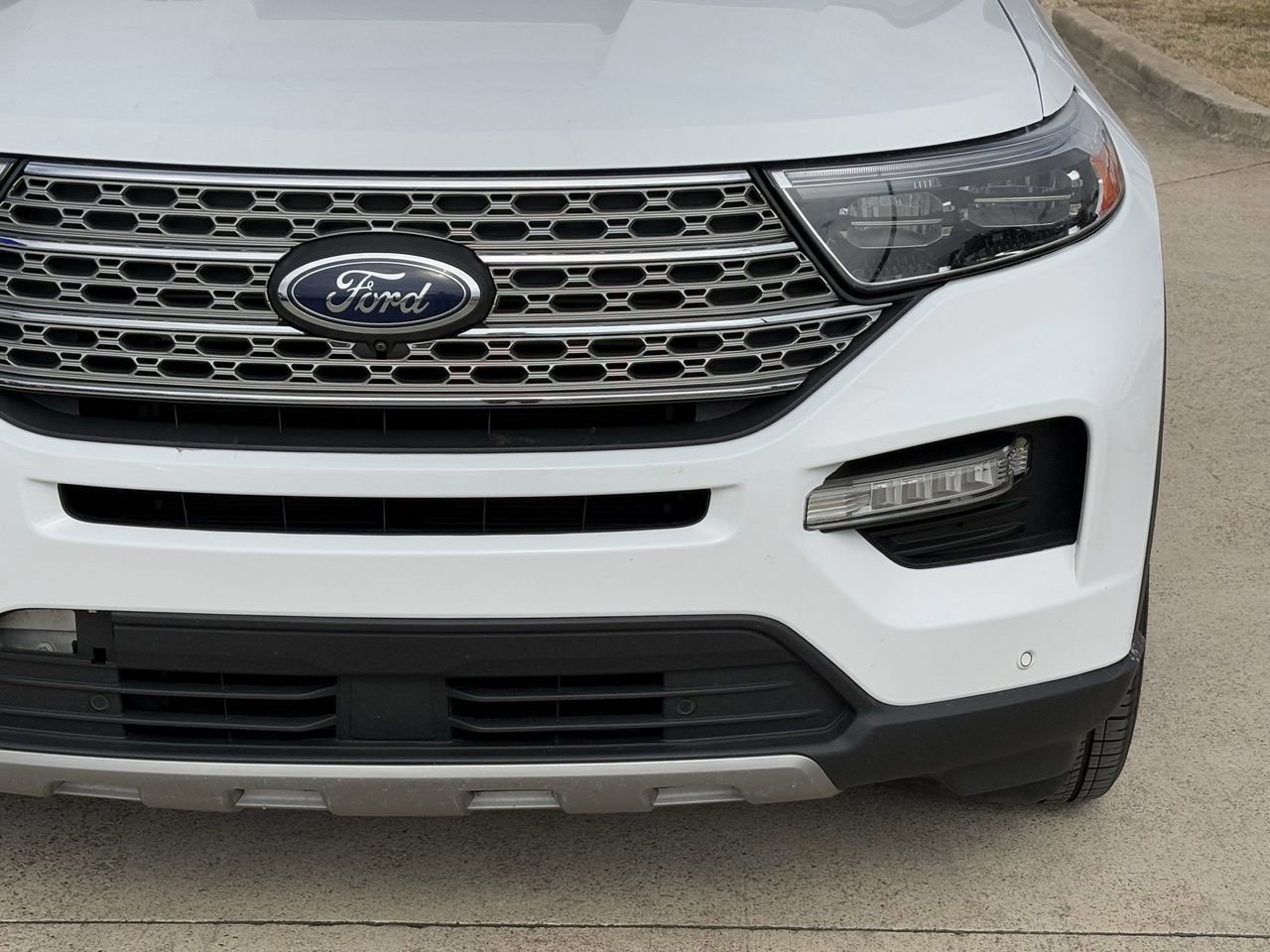 Certified 2023 Ford Explorer Limited image 10