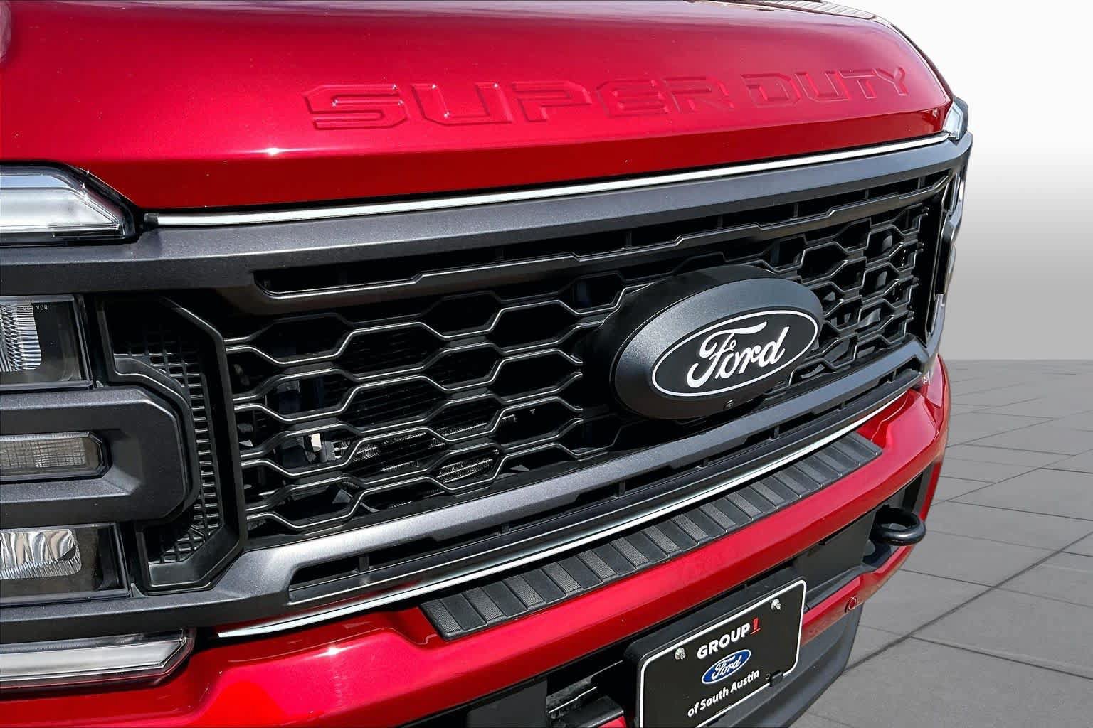 Certified 2024 Ford F250 Lariat w/ Lariat Ultimate Package AWD/4WD image 30