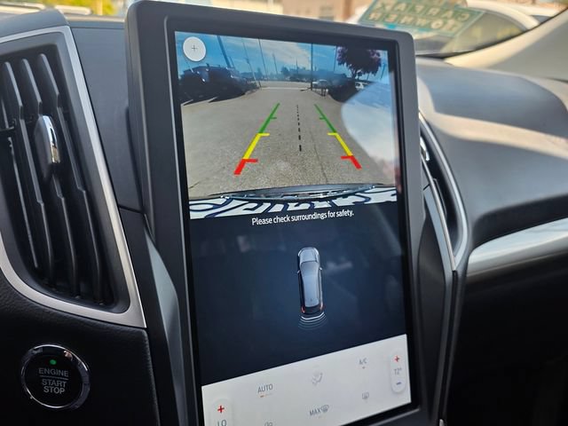 Certified 2023 Ford Edge SE w/ Black Appearance Package AWD/4WD image 19