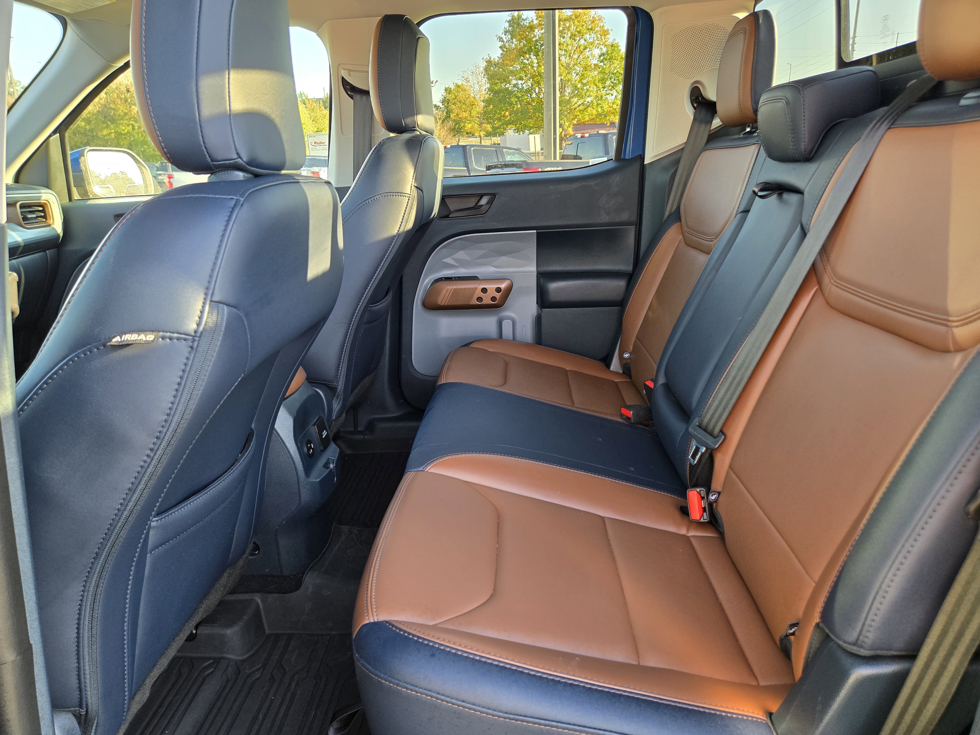 Certified 2023 Ford Maverick Lariat w/ Lariat Luxury Package image 14