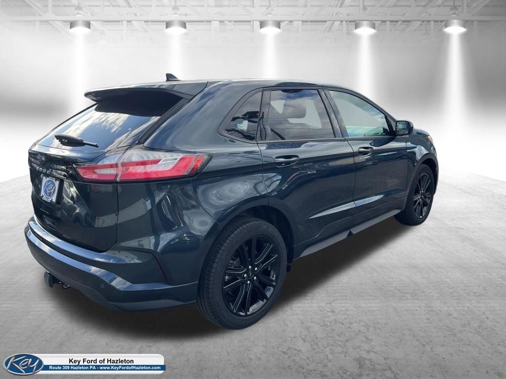Certified 2022 Ford Edge ST-Line w/ Class II Trailer Tow Package AWD/4WD image 11
