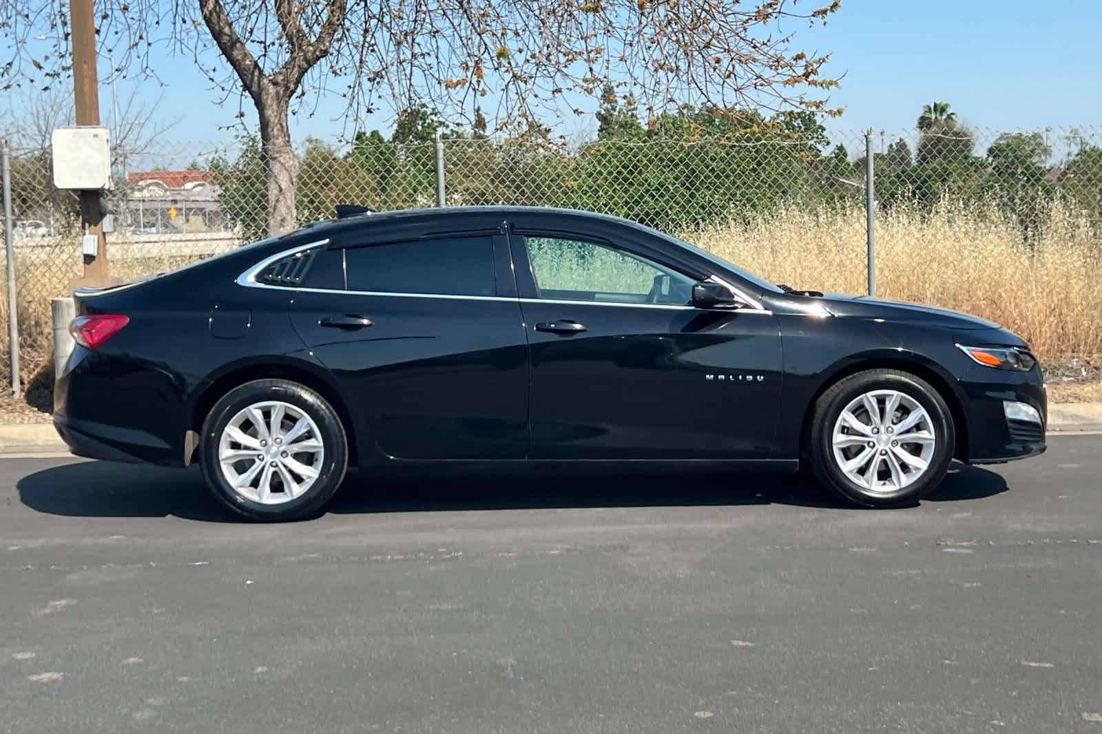 Used 2020 Chevrolet Malibu LT FWD image 8