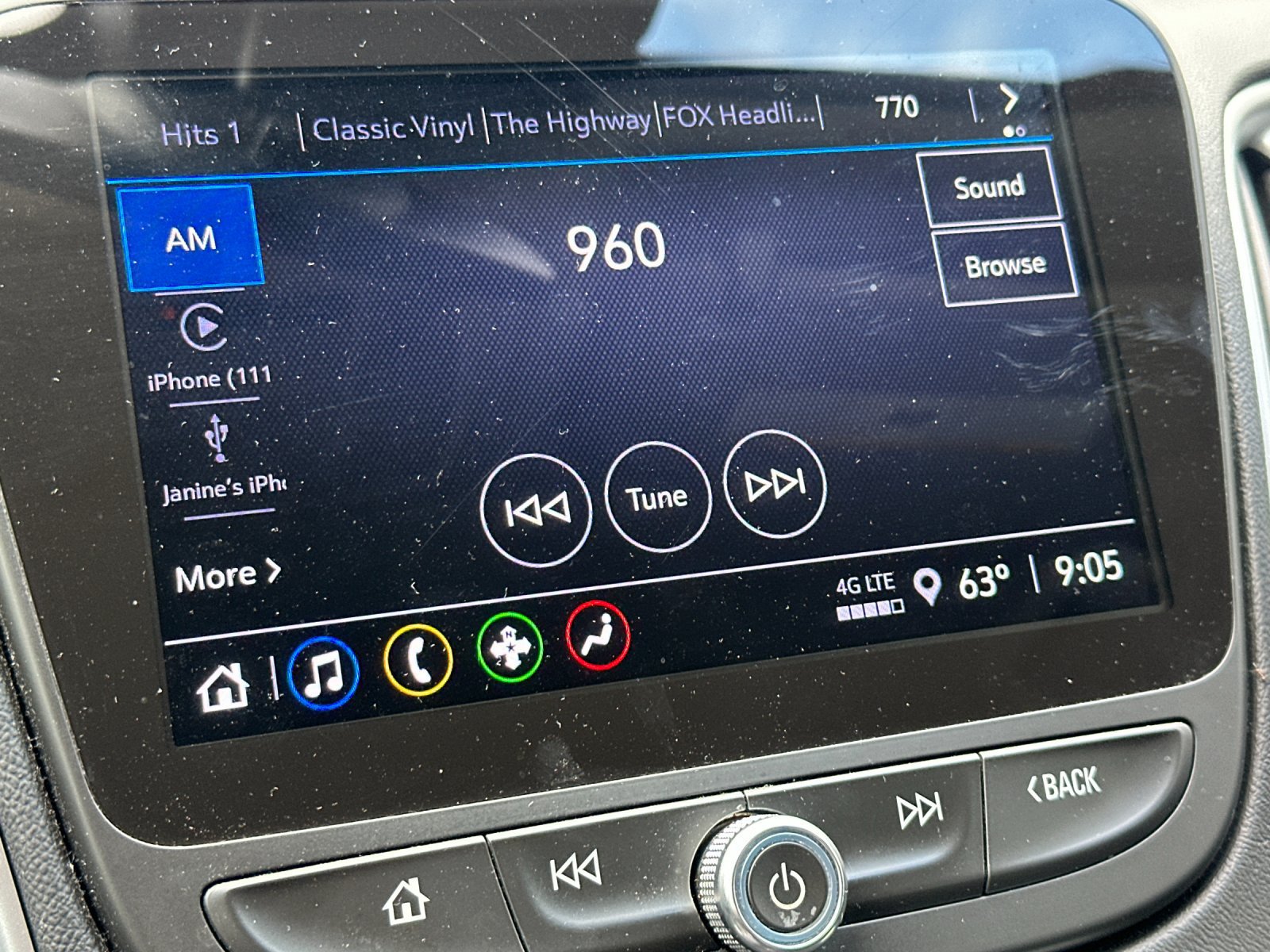 Used 2024 Chevrolet Malibu LT FWD image 19