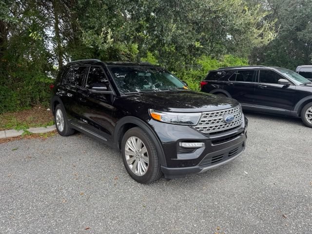 Certified 2023 Ford Explorer Limited w/ Limited Technology Package RWD image 2