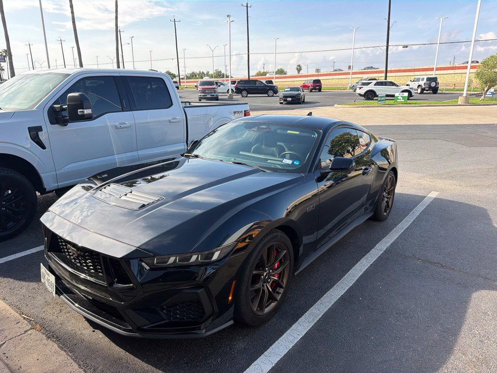 Certified 2024 Ford Mustang GT Premium RWD image 3