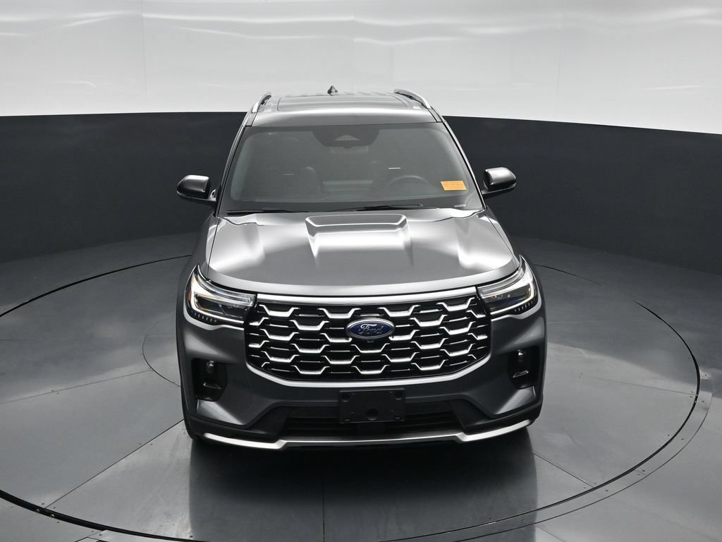 Certified 2025 Ford Explorer Platinum w/ Ultimate Package AWD/4WD image 37