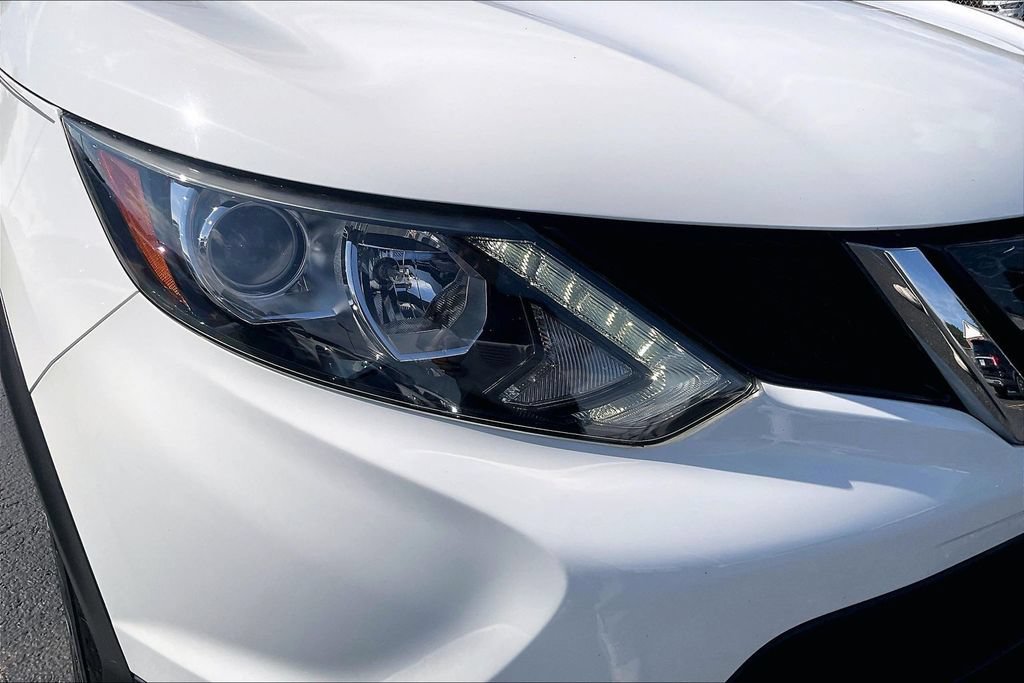 Used 2019 Nissan Rogue Sport S AWD/4WD image 28