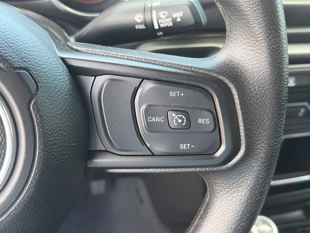 Used 2022 Jeep Wrangler Sport AWD/4WD image 16