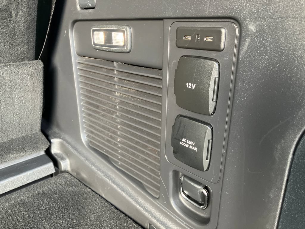 Certified 2025 Ford Expedition Active AWD/4WD image 18