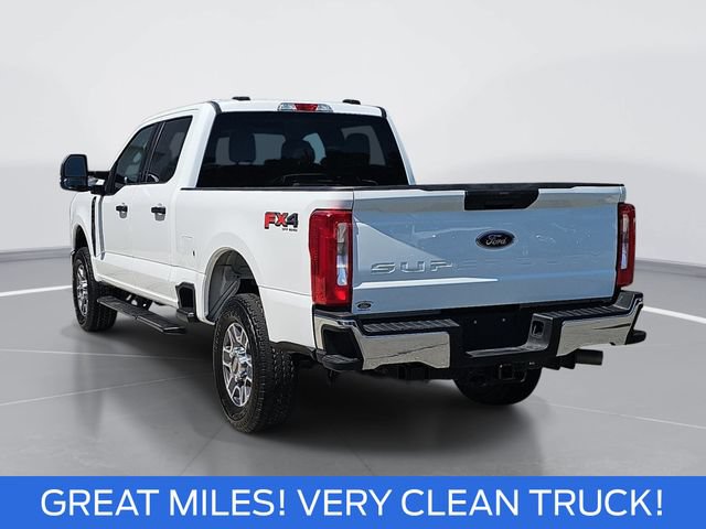 Certified 2025 Ford F250 XLT w/ FX4 Off-Road Package AWD/4WD image 5