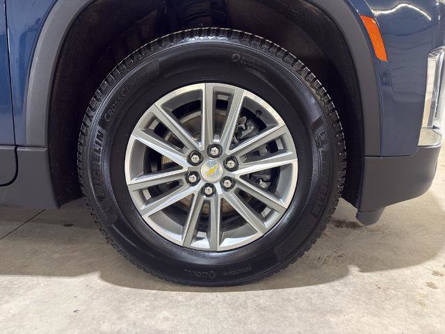 Used 2023 Chevrolet Traverse LT image 24