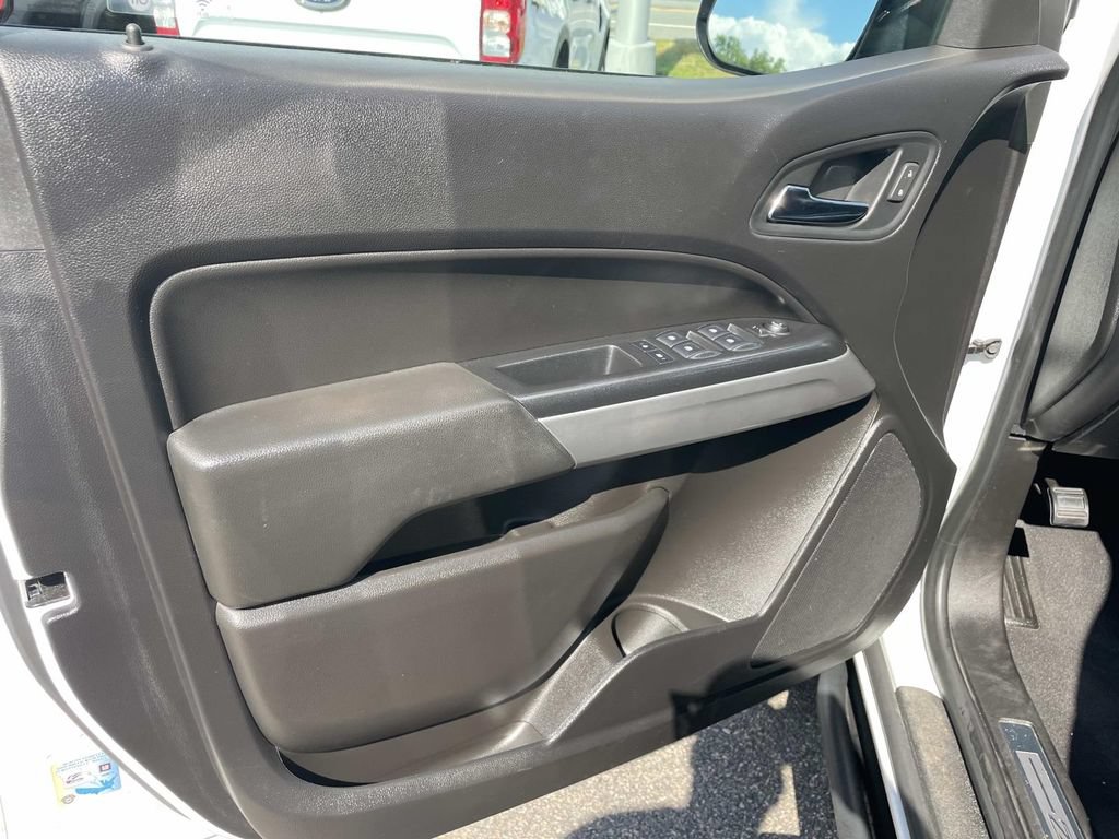 Used 2019 Chevrolet Colorado ZR2 w/ ZR2 Dusk Special Edition AWD/4WD image 17