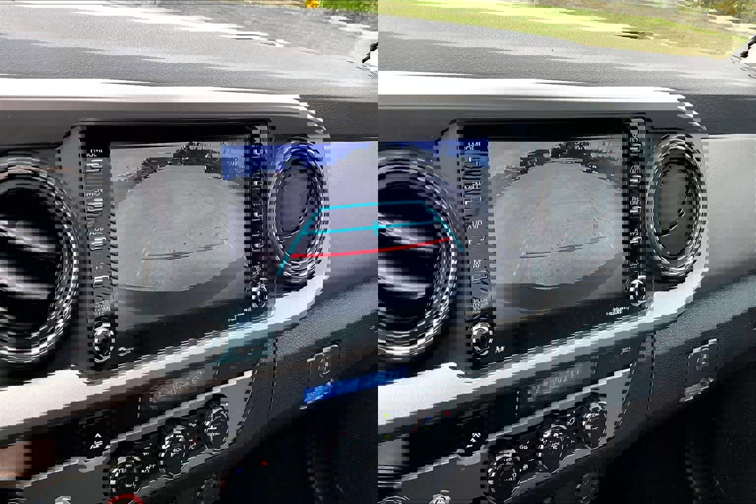 Used 2023 Toyota Tacoma SR5 image 29