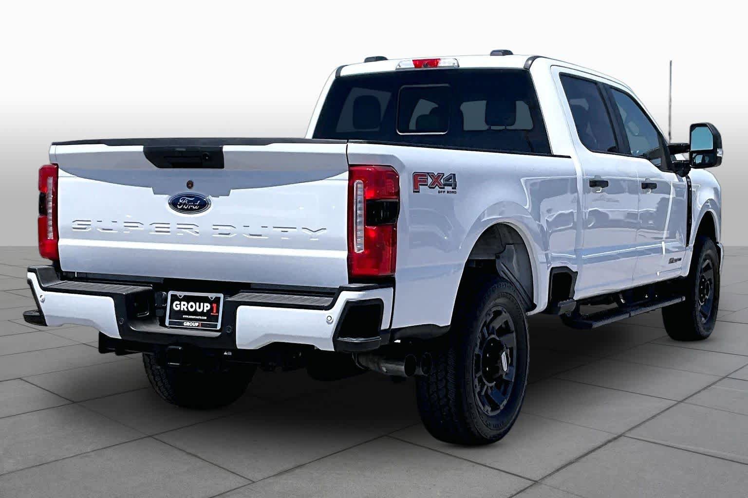 Certified 2025 Ford F250 XL w/ STX Appearance Package AWD/4WD image 12
