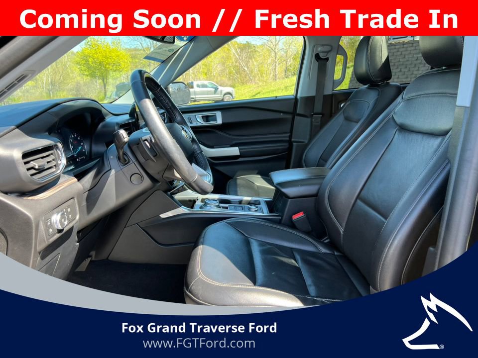 Certified 2021 Ford Explorer Limited w/ Hybrid Equipment Group 310A AWD/4WD image 3