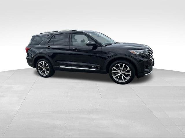 Certified 2025 Ford Explorer Platinum w/ Ultimate Package AWD/4WD image 12