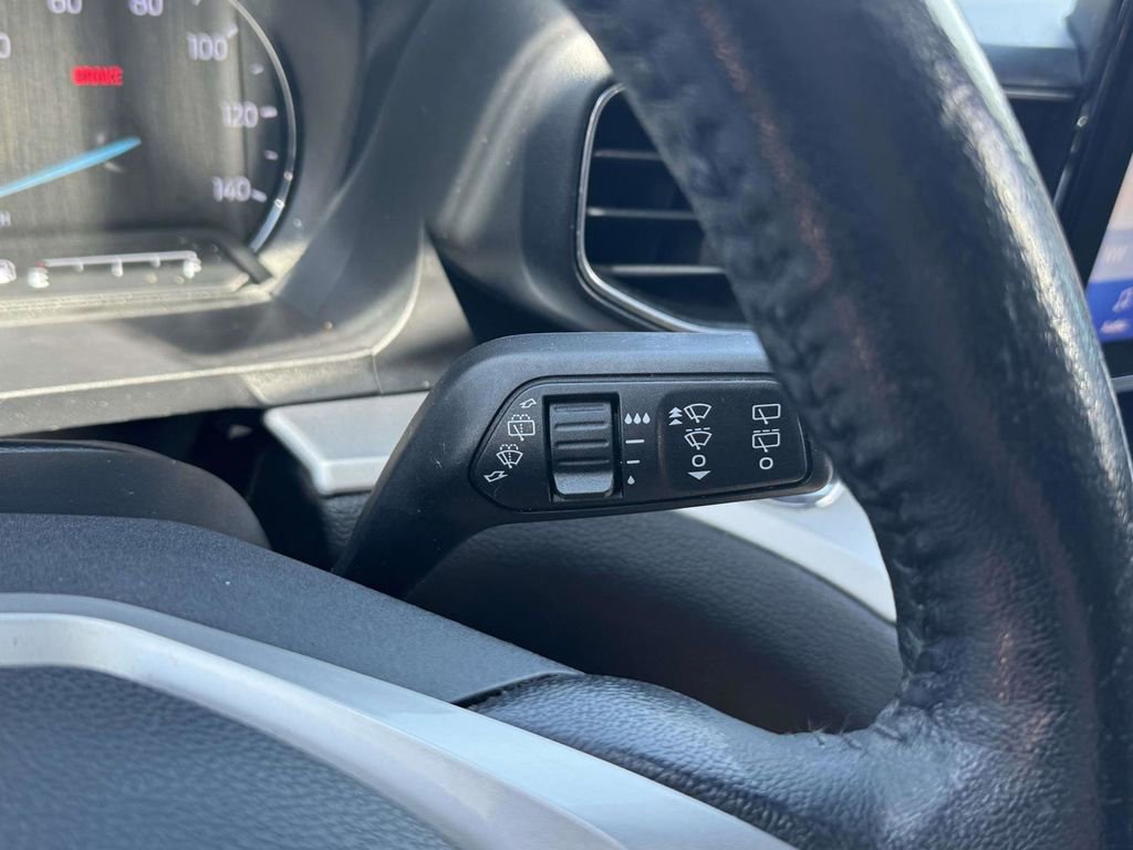 Certified 2022 Ford Explorer XLT w/ Equipment Group 202A AWD/4WD image 18