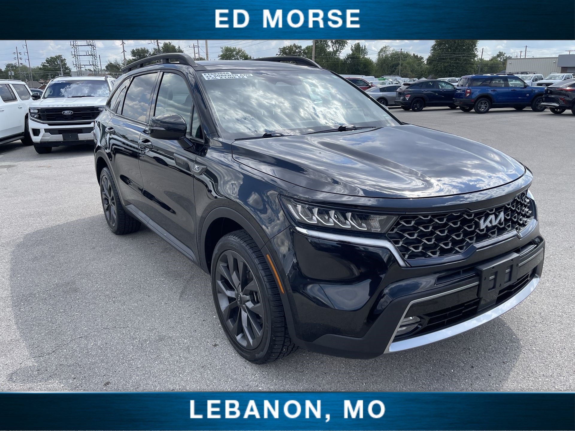 Used 2022 Kia Sorento X-Line EX AWD/4WD image 2