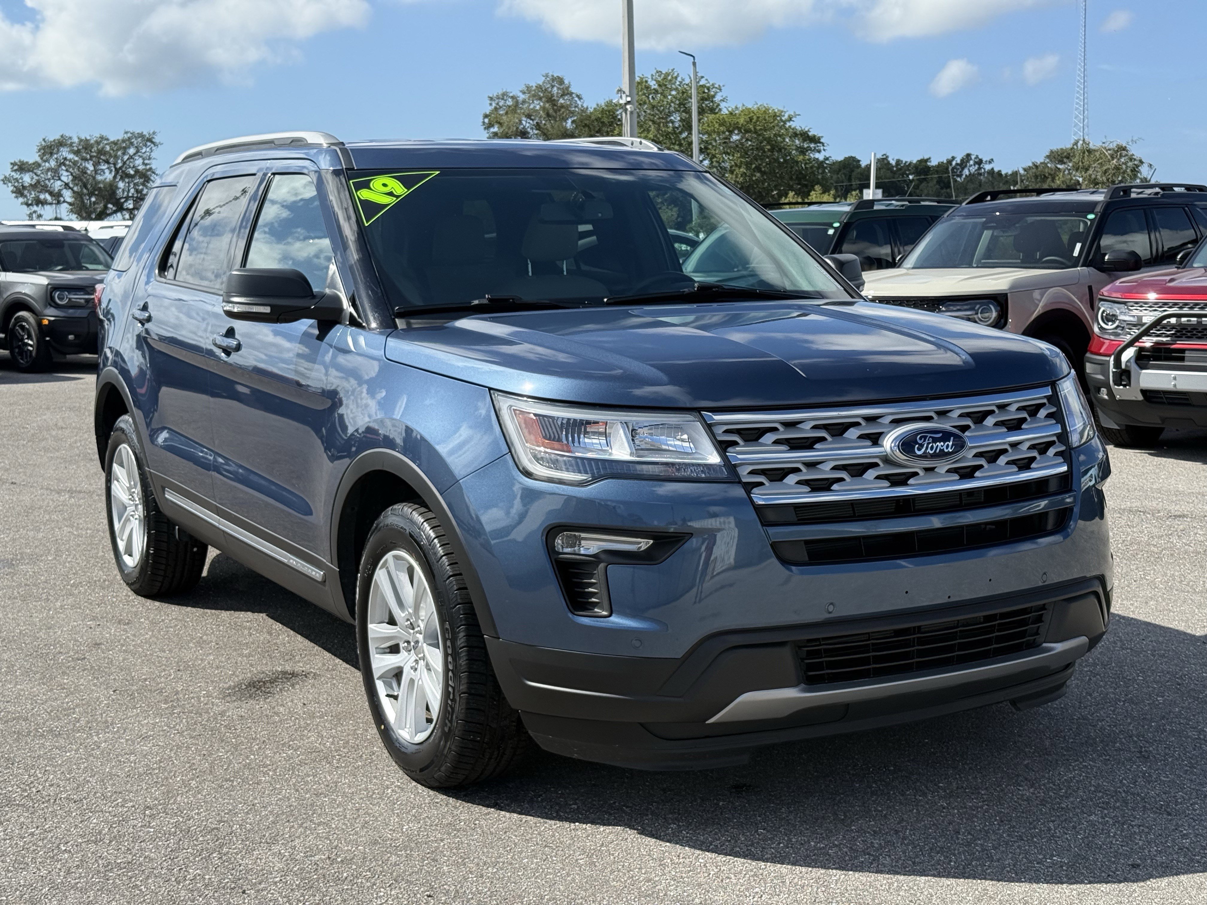 Certified 2019 Ford Explorer XLT w/ Equipment Group 202A