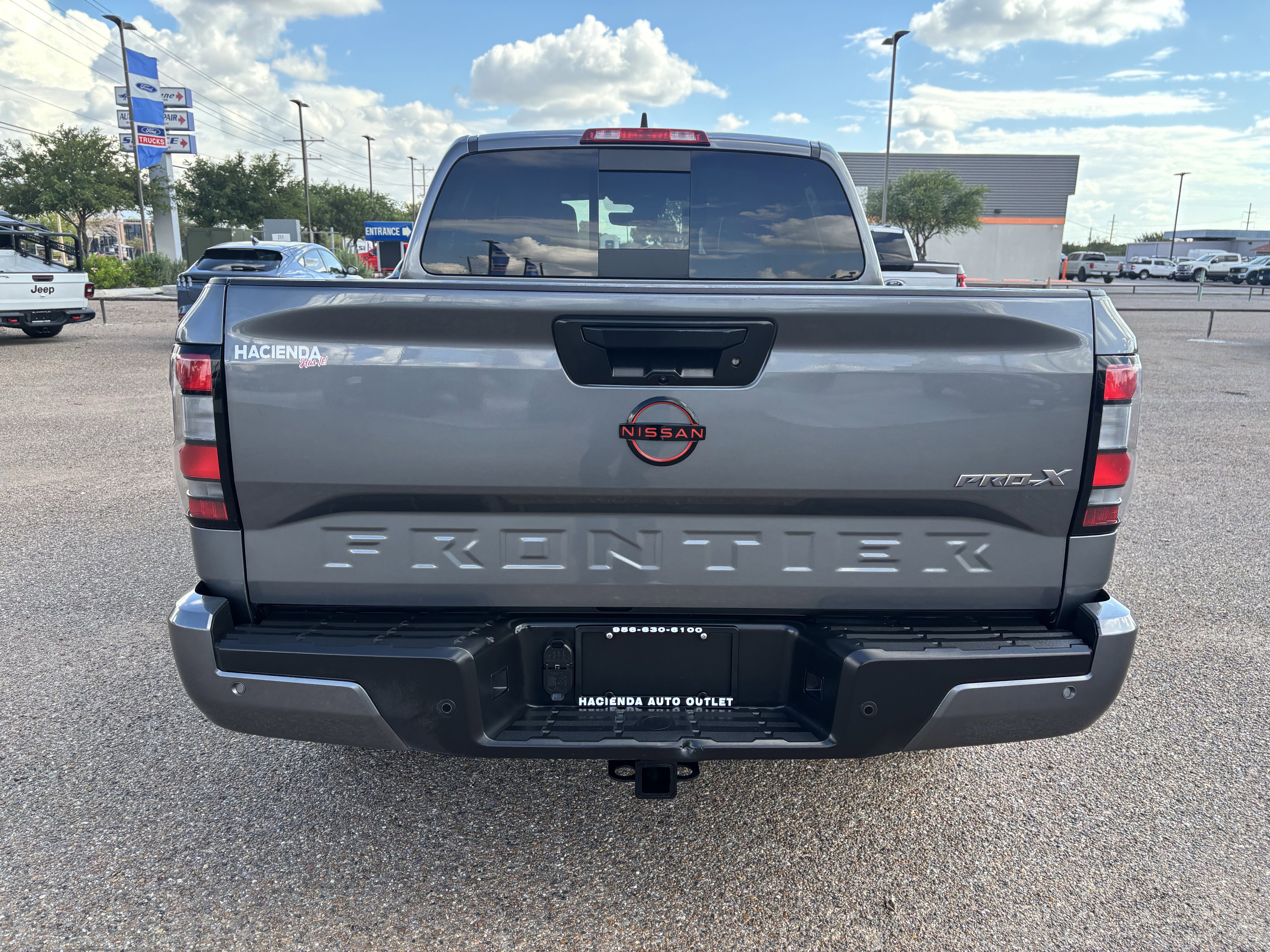 Used 2023 Nissan Frontier Pro-X w/ Pro-X Premium Package image 3