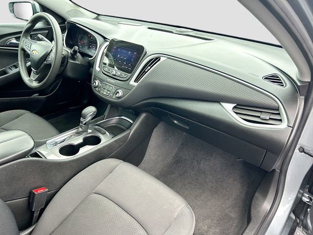 Used 2024 Chevrolet Malibu LT image 31