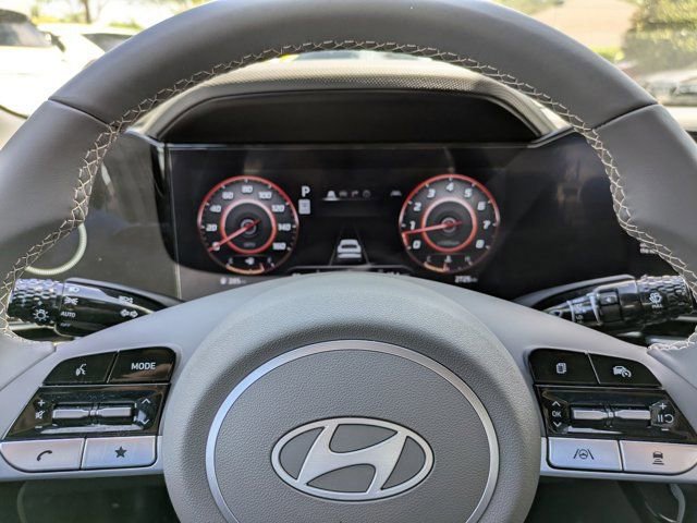 Used 2025 Hyundai Elantra SEL image 22