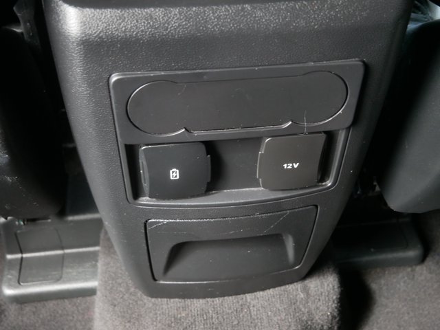 Certified 2024 Ford Explorer XLT AWD/4WD image 18
