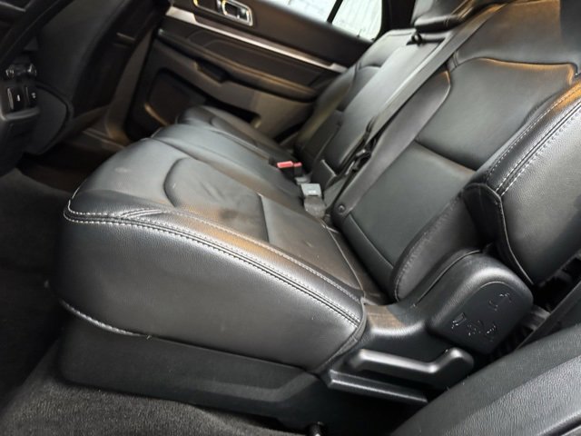 Certified 2018 Ford Explorer Limited image 12