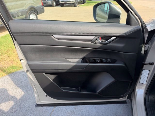 Used 2025 MAZDA CX-5 AWD 2.5 S w/ Select Package image 9