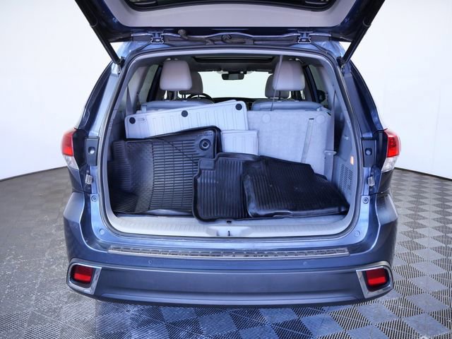 Used 2019 Toyota Highlander Limited Platinum AWD/4WD image 9