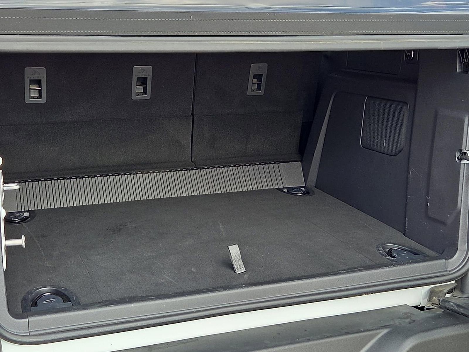 Certified 2023 Ford Bronco Wildtrak image 8