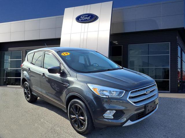 Certified 2019 Ford Escape SE image 1