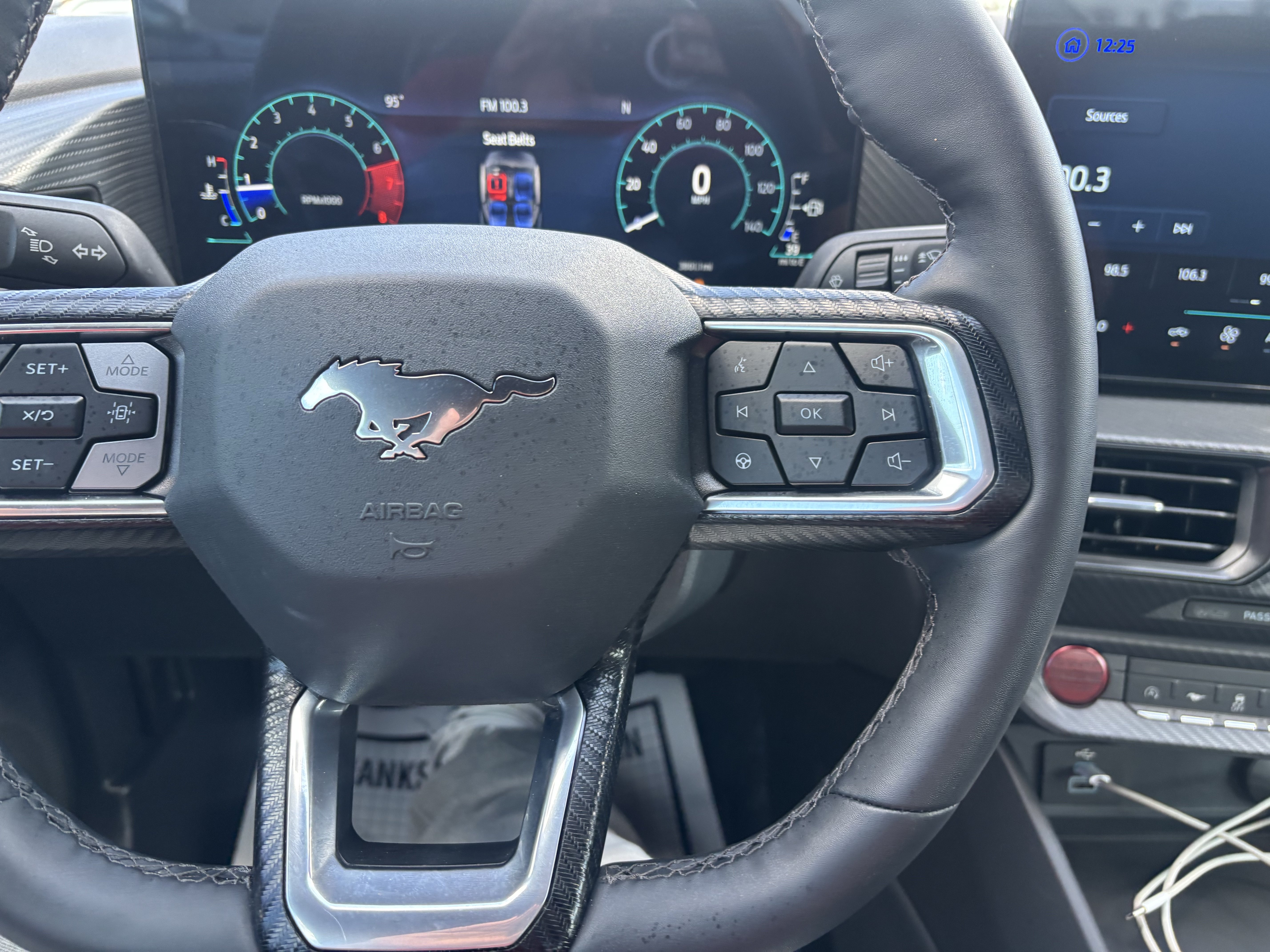 Certified 2025 Ford Mustang Coupe RWD image 19