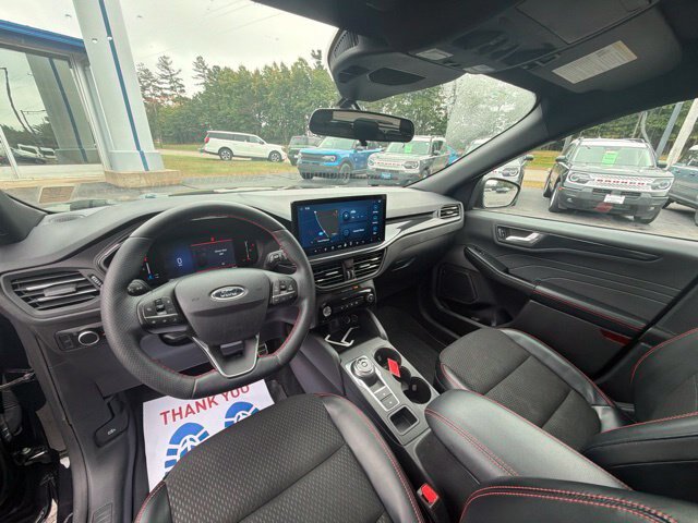 Certified 2024 Ford Escape ST-Line w/ Tech Pack #1 AWD/4WD image 18