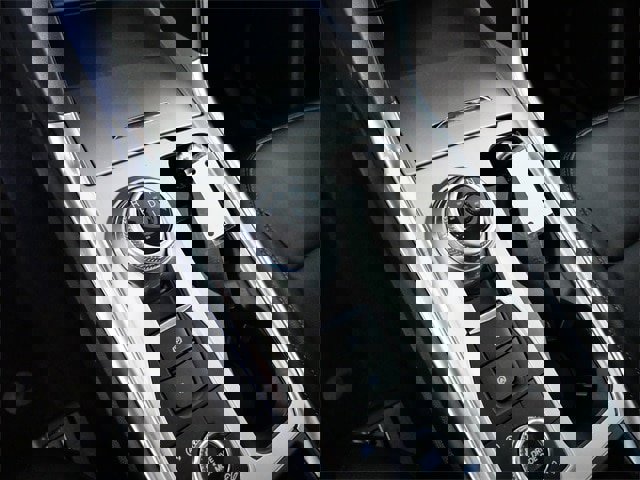 Certified 2023 Ford Explorer Limited w/ Limited Technology Package image 21