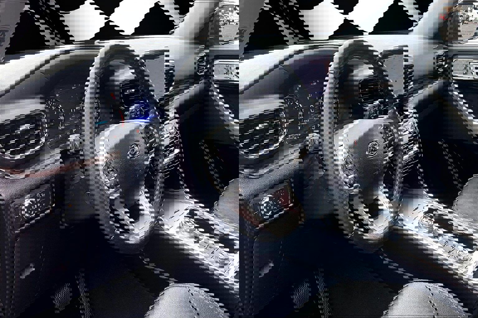 Certified 2022 Ford Explorer Limited w/ Equipment Group 301A image 13