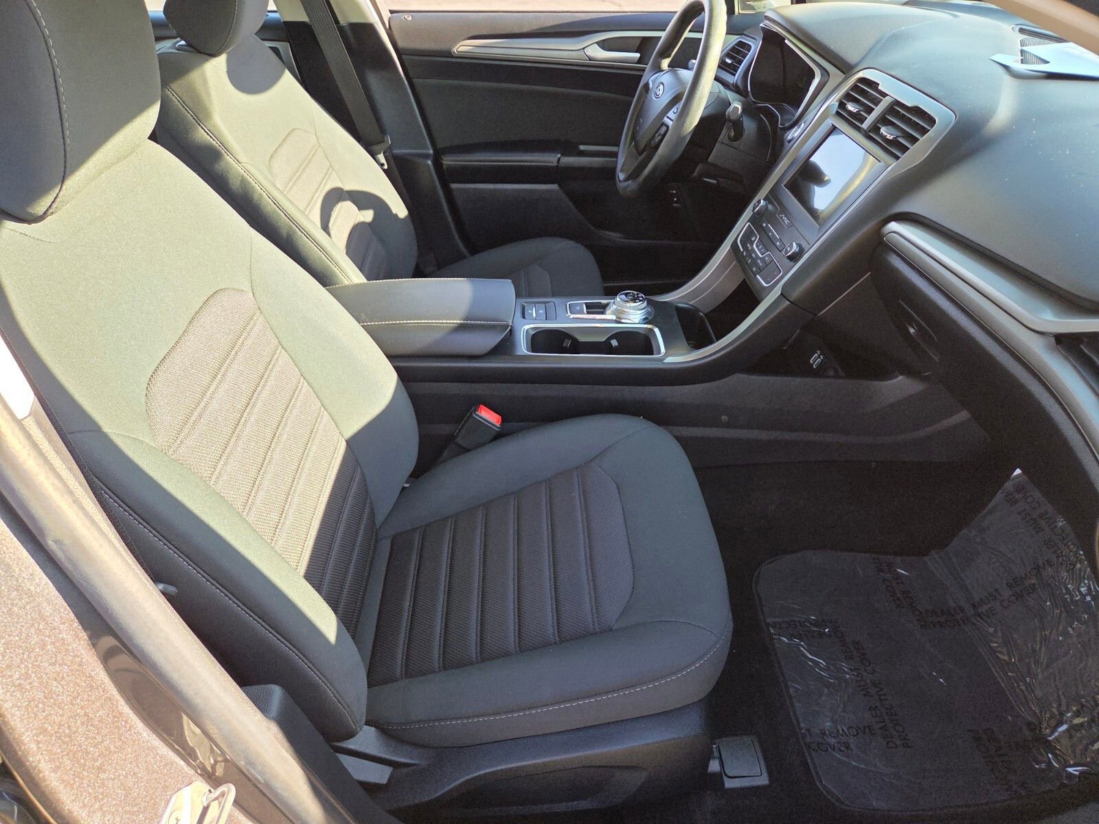 Certified 2020 Ford Fusion SE image 15