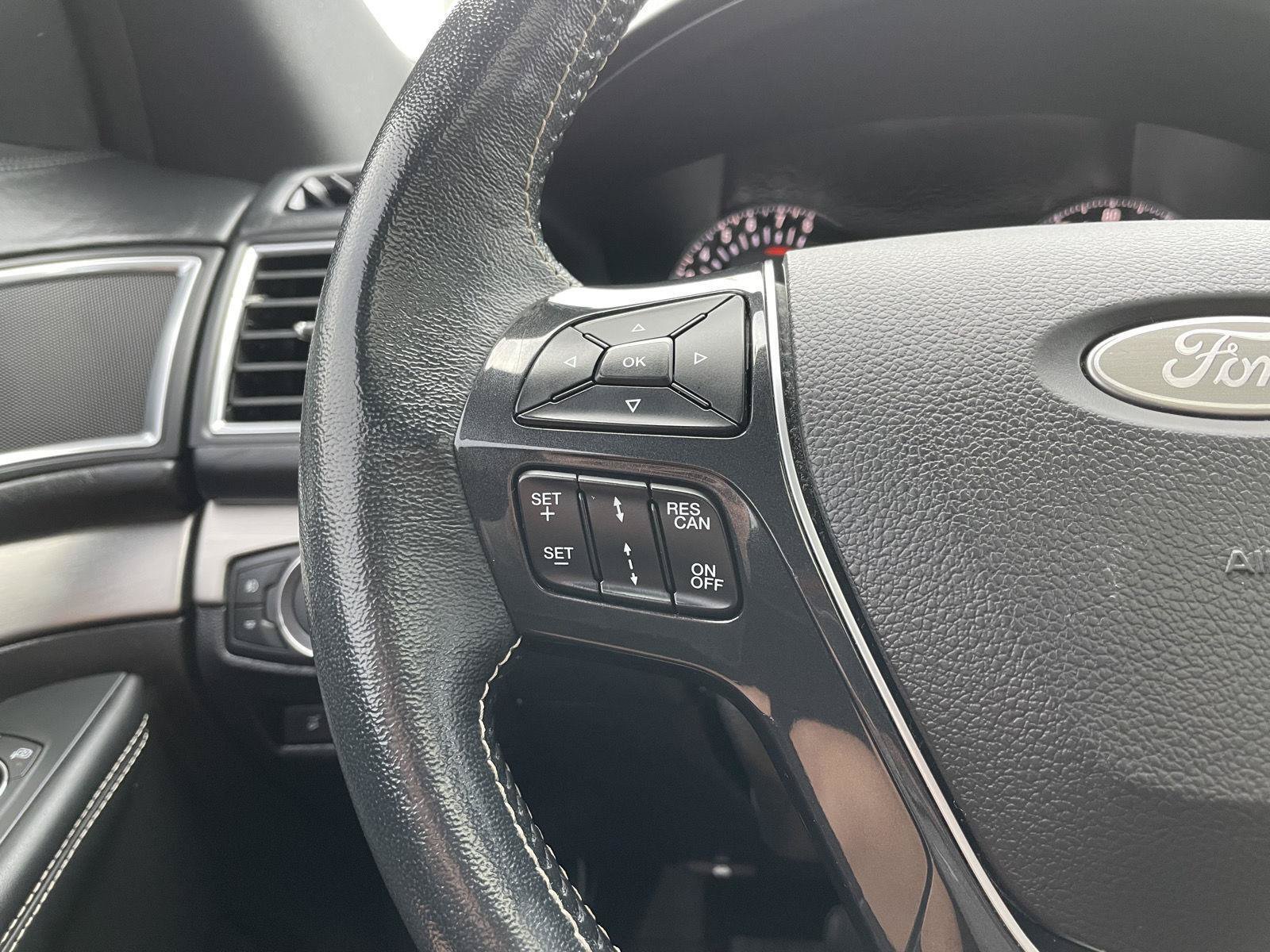 Certified 2017 Ford Explorer Platinum AWD/4WD image 13