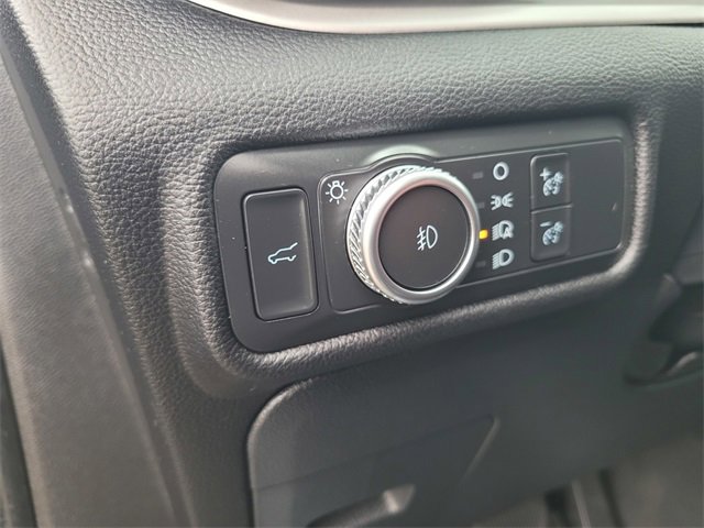 Certified 2022 Ford Explorer XLT w/ Equipment Group 202A image 19